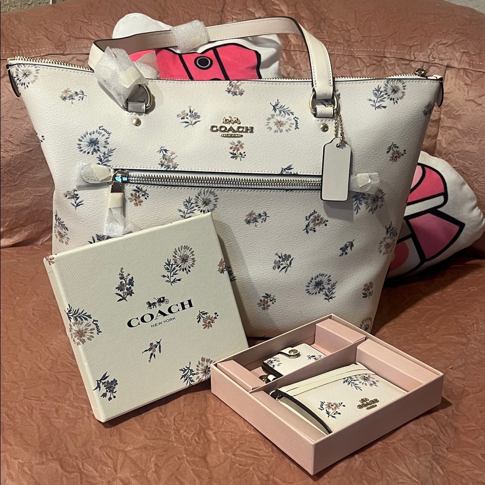 Coach Cream Floral Tote Bag